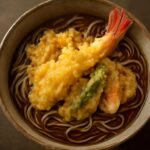 市販そばが激変！天ぷらトッピングで作る簡単絶品そばレシピ